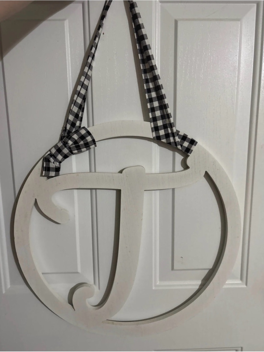White Monogram 'T' Round Wall Hanging with Black Gingham Ribbon